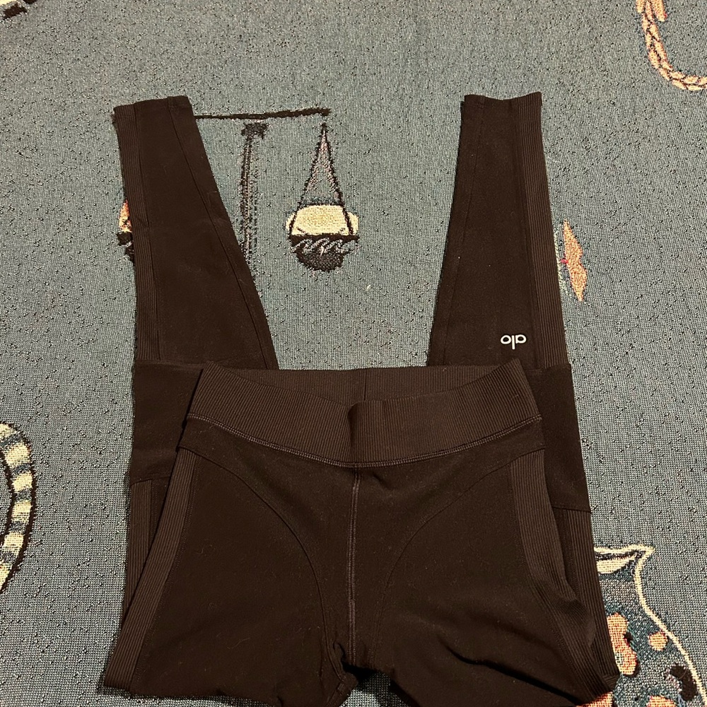 ALO Yoga Black Leggings
